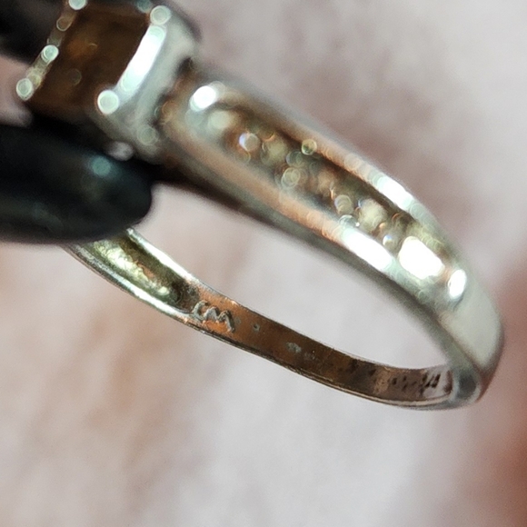 GORGEOUS .40 ctw Diamond Engagement Ring in 14K White Gold - Picture 7 of 7